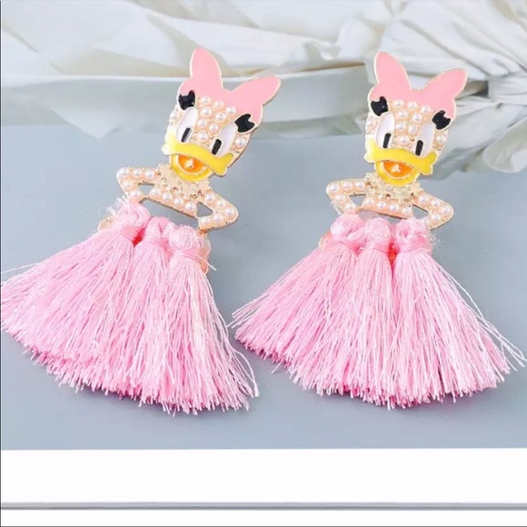 Disney Jewelry - ✨ 2 for $25✨ GLAM Daisy Duck